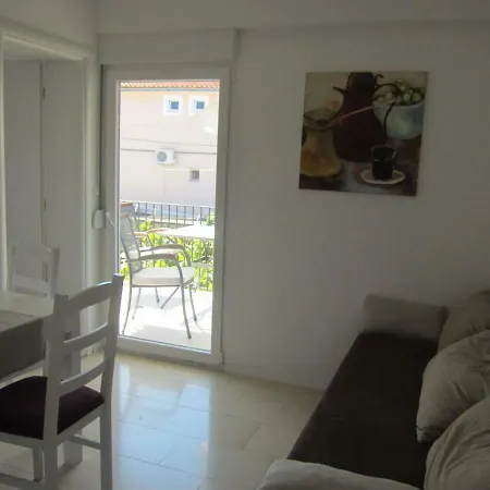 Mianda Guest house *