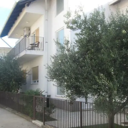 Guest house Mianda